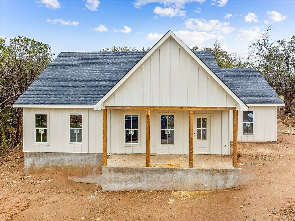 1007 Comanche Cove Dr, Granbury, TX 76048 MLS 20452591 Zillow