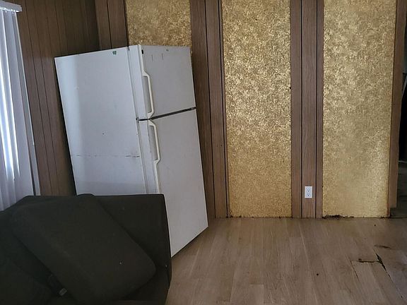 4th image of 500 N 67th Ave Unit 103