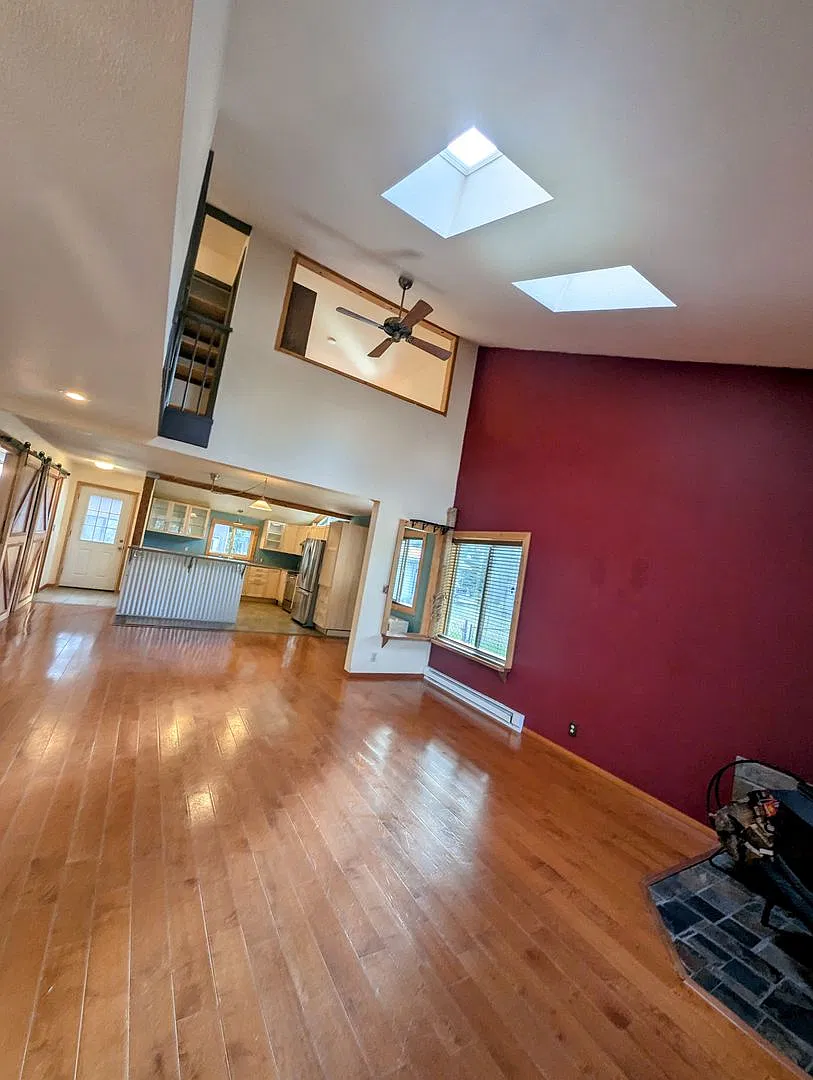 3 bed, 2 bath, unfurnished Valley townhome, Pet friendly, Long term lease — Photo 3