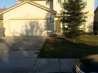 1172 Hazelnut Ln, Madera, CA 93637