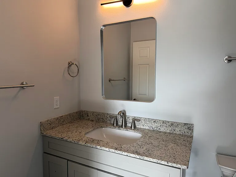 2111 Owens St #1 — Photo 6