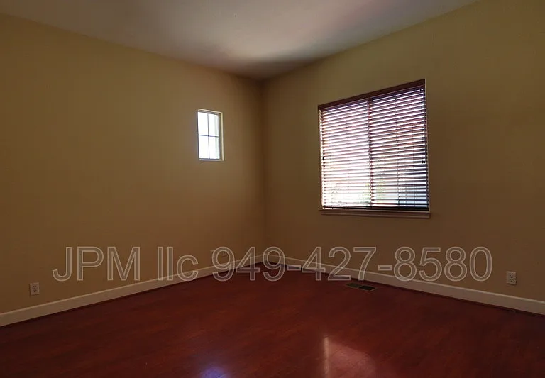 3000 Granite Pointe Dr — Photo 17