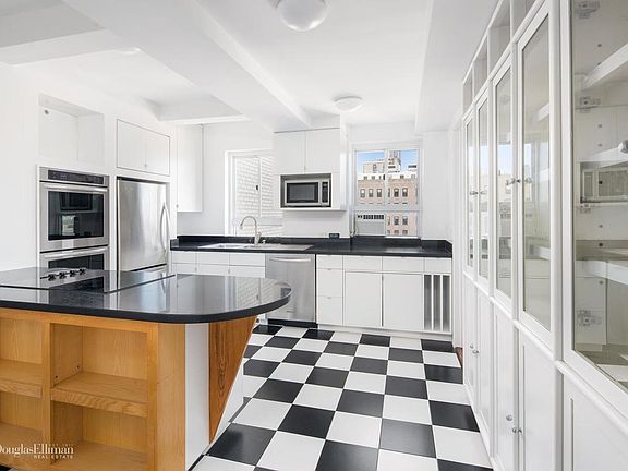 5th image of 411 W End Ave APT 16C