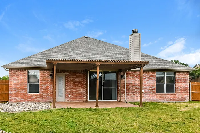 1658 Stetson Dr — Photo 17
