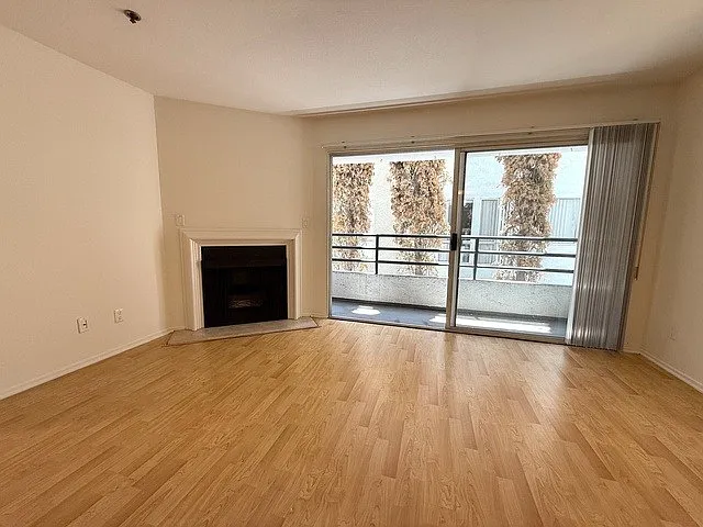 Midvale Towers — Photo 125