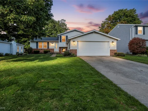 5786 Marine Pkwy, Mentor On The Lake, OH 44060