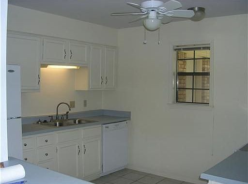 1st image of 310 Venetian Gdns