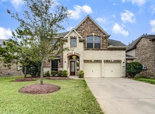 6323 Orange Blossom Ln, Rosenberg, TX 77471