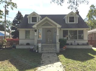 3857 Cleveland St, Skokie, IL 60076