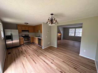 3221 Sherwood Dr, Walworth, NY 14568