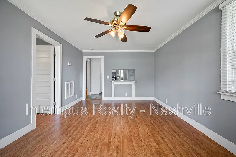 2 bed, 1.0 bath, 762 sqft, $1,497 — Photo 2