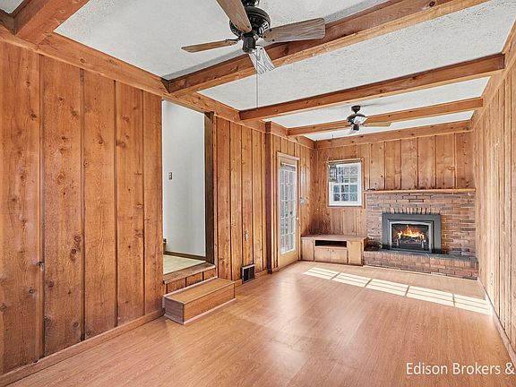 2nd image of 4732 Foxcroft Ave NW