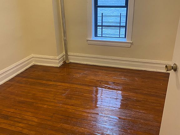 3rd image of 703 Sterling Pl #1B