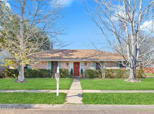 207 Bambi Dr, Lafayette, LA 70503