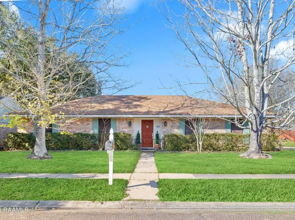 207 Bambi Dr, Lafayette, LA 70503