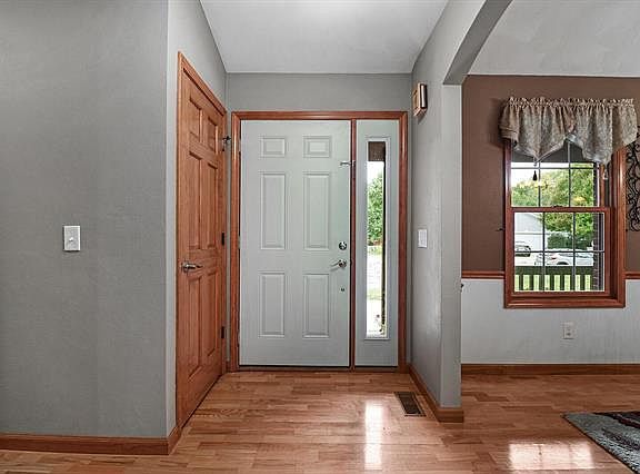 4th image of 1408 Ogles Creek Ct