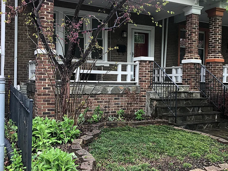 1529 Spring Pl NW — Photo 1