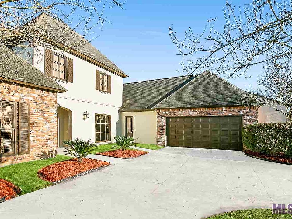 2nd image of 36075 Beverly Hills Dr