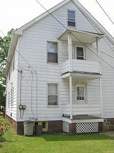 2nd image of 10305 Runnymede Ave