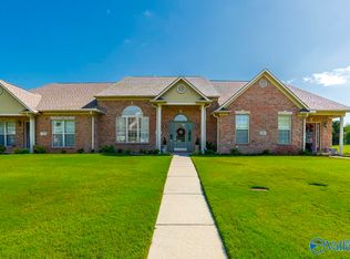 76 Jackson Way, Decatur, AL 35603