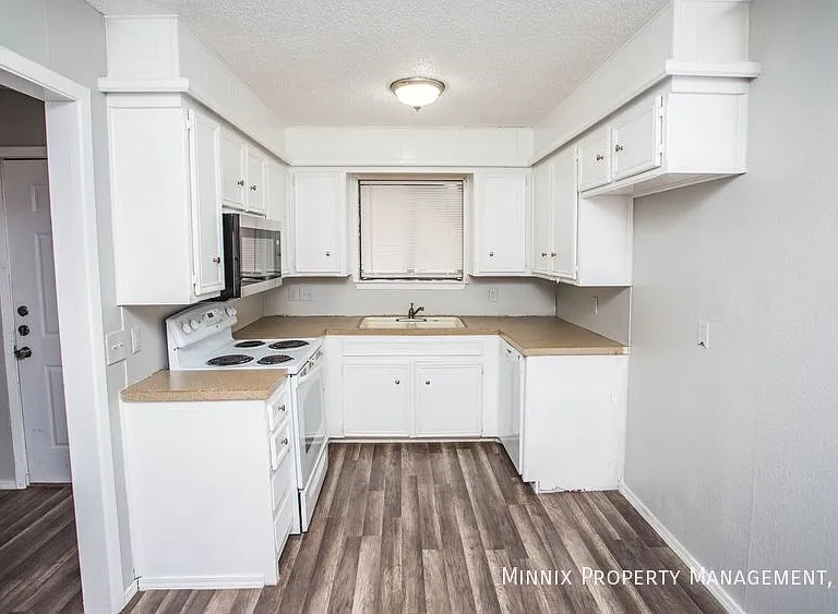 7402 Waco Ave #B — Photo 6
