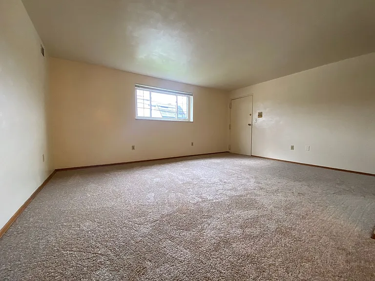 511 Freeport Rd — Photo 34