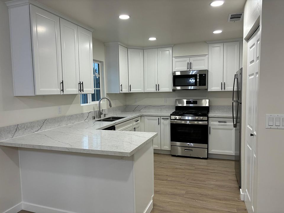 1st image of 645 Claire Ave