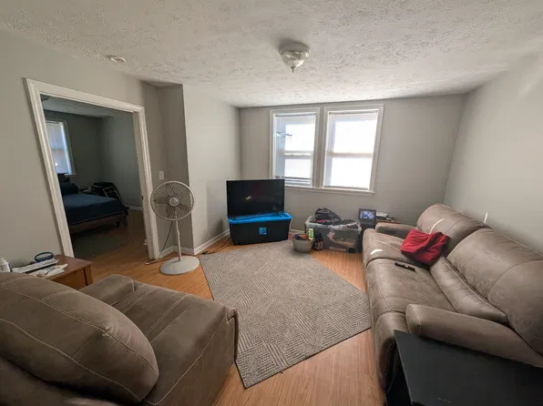 823 13th St APT 4, Ambridge, PA 15003
