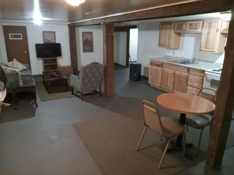 51 Taylor St — Photo 2
