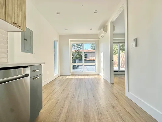 Rented by Doorway NYC, LLC | media 10