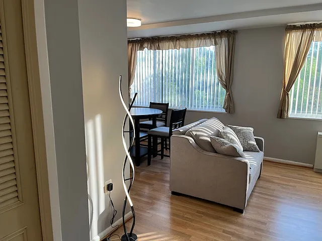 10500 Rockville Pike — Photo 7