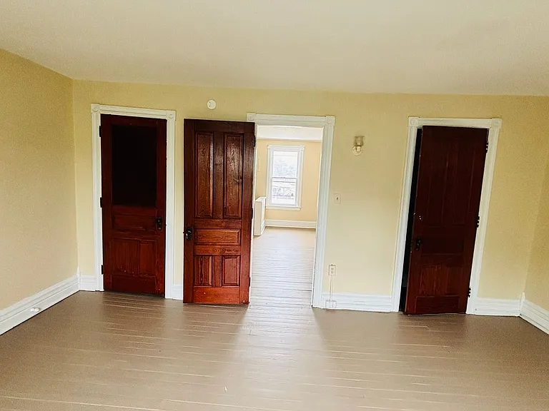 1517 W Turner St — Photo 12