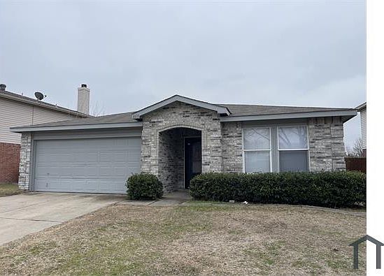1st image of 4611 Wedgewood Dr