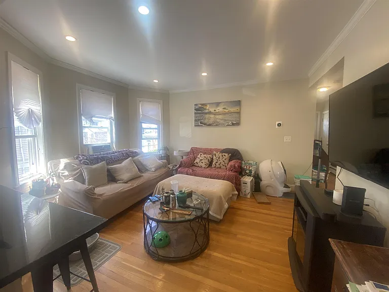 20 Rice St #2 — Photo 5