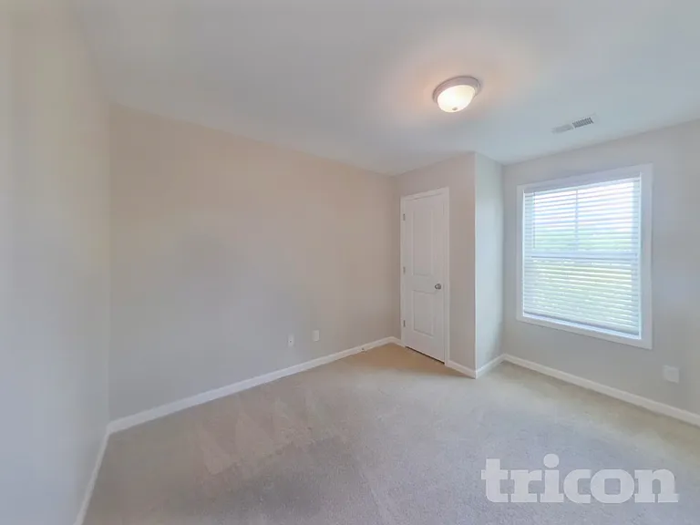 937 Dawsons Park Way — Photo 12