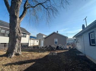 6133 Marshall Ave, Hammond, IN 46323