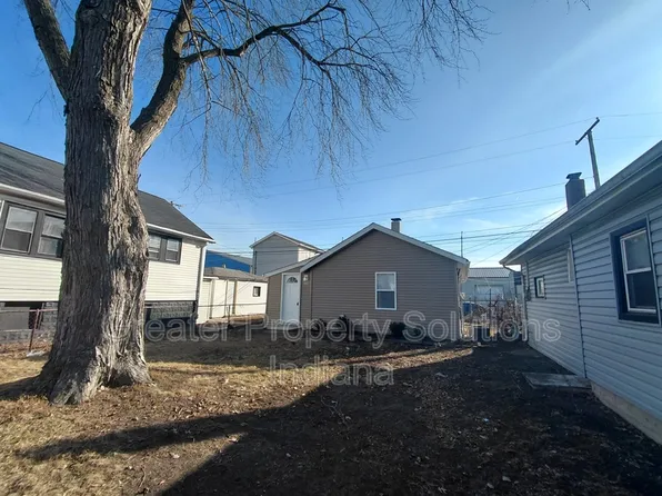 6133 Marshall Ave, Hammond, IN 46323