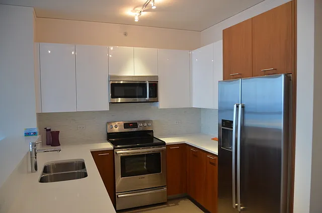 2 bed, 1200 sqft, $3,500 — Photo 3