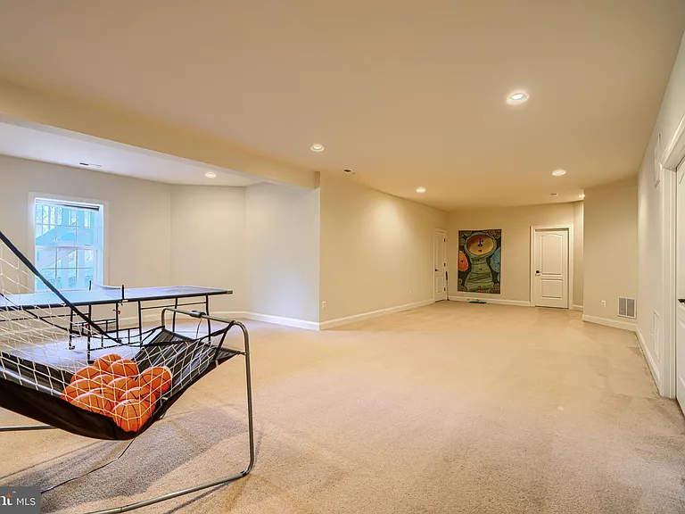 1319 Martin Meadows Dr — Photo 96