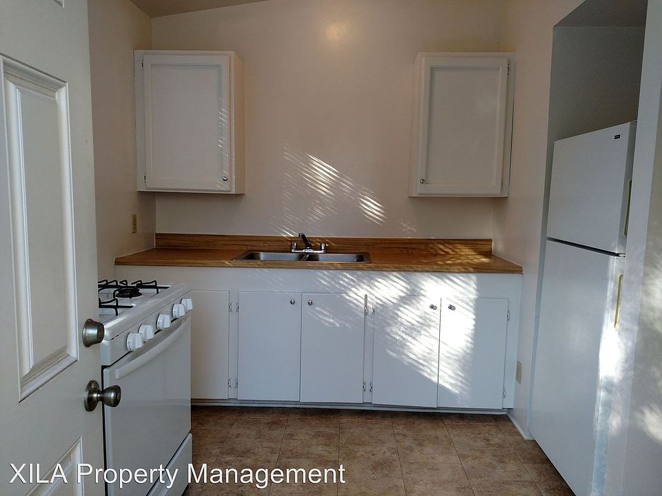 1st image of 4220 Campus Ave APT 3