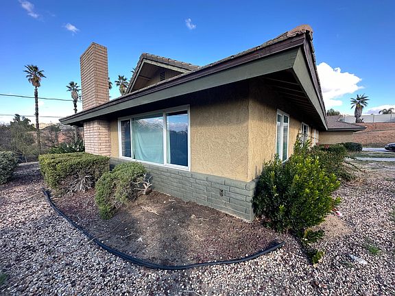 3rd image of 11016 Old Perris Blvd