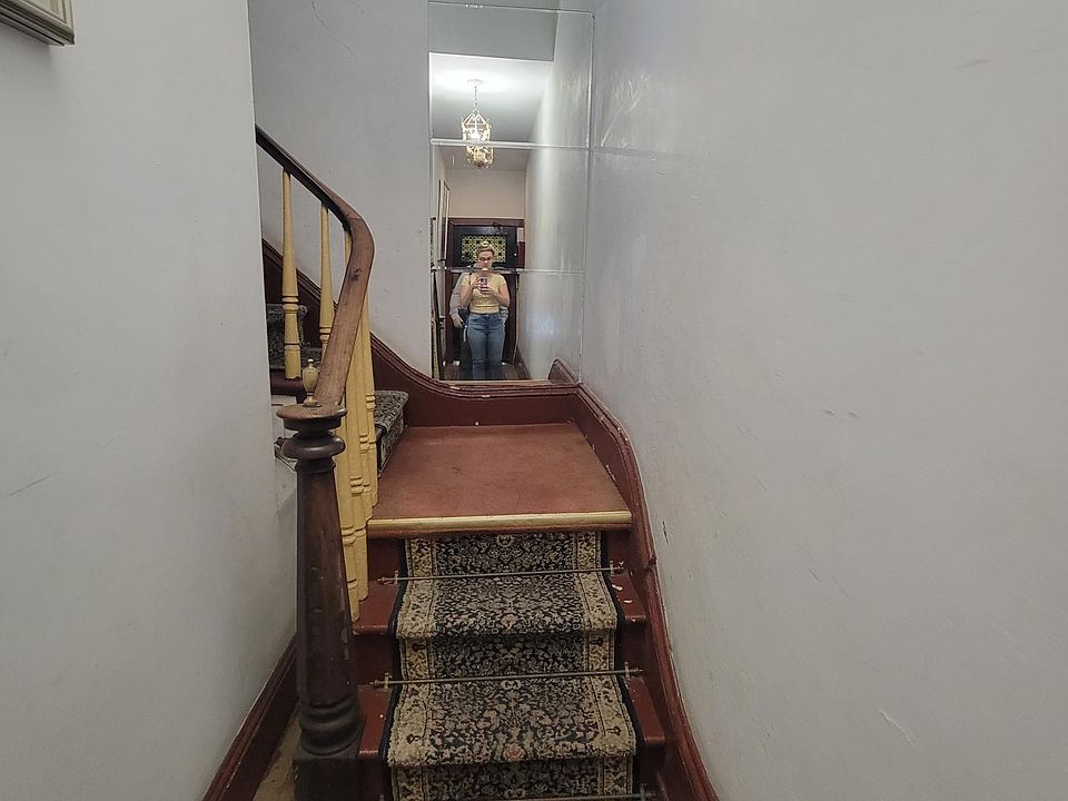 1st image of 1112 Pine St Unit 2F