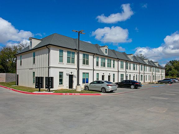 2nd image of 2217 S 2nd St #2