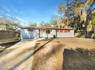 305 Glendening Rd, Orange Park, FL 32073