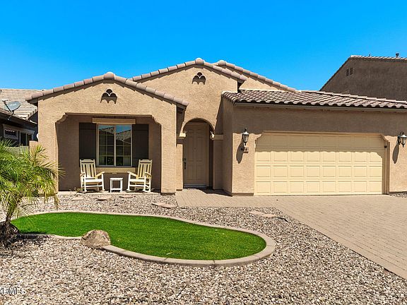 2nd image of 424 E CANYON ROCK Road
