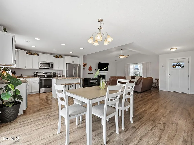 708 Puppy Drum Ln — Photo 13