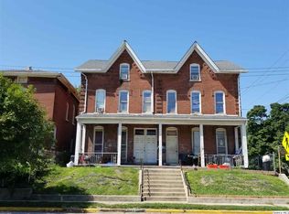 935-937 N 4th St, Quincy, IL 62301