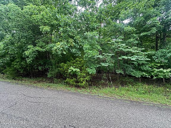 2nd image of 40 Red Wing Rd