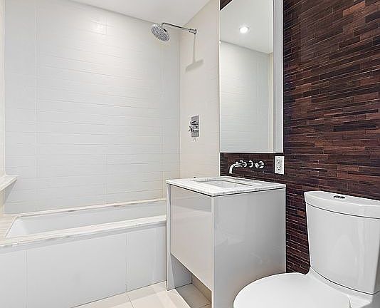 4th image of 2 Northside Piers APT 5Q