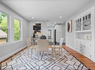 146 Kittredge St FLOOR 2, Roslindale, MA 02131